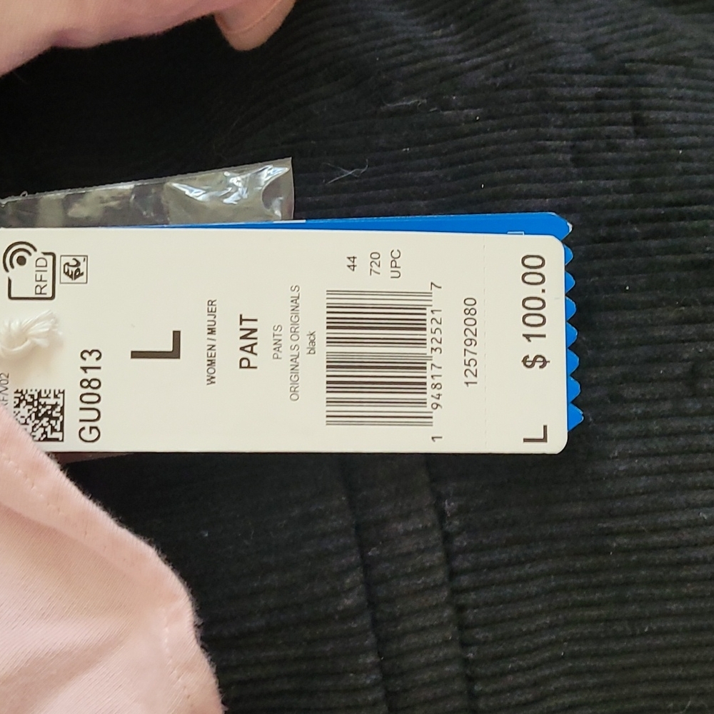 Adidas pants - Picture 4 of 4